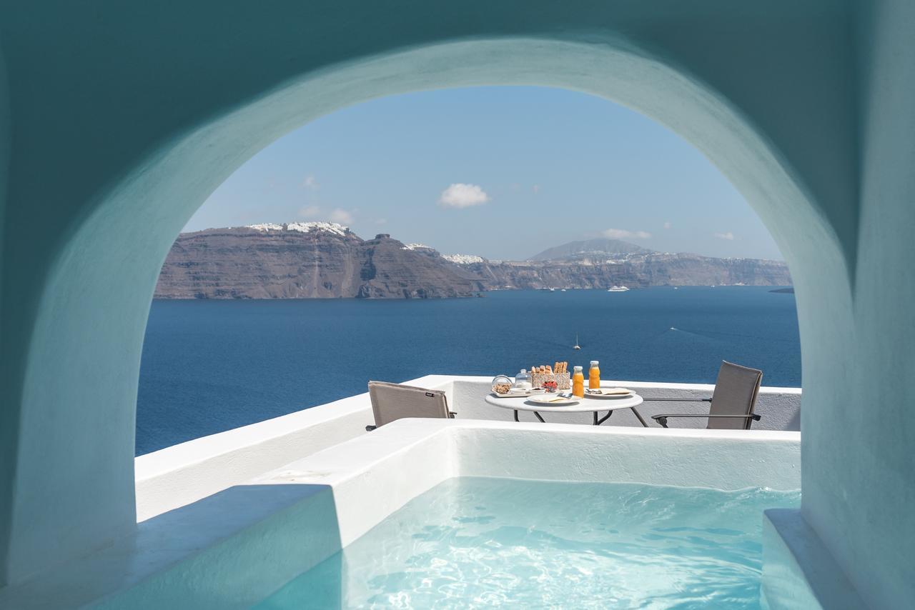 Chelidonia Luxury Suites Oia  Exterior photo