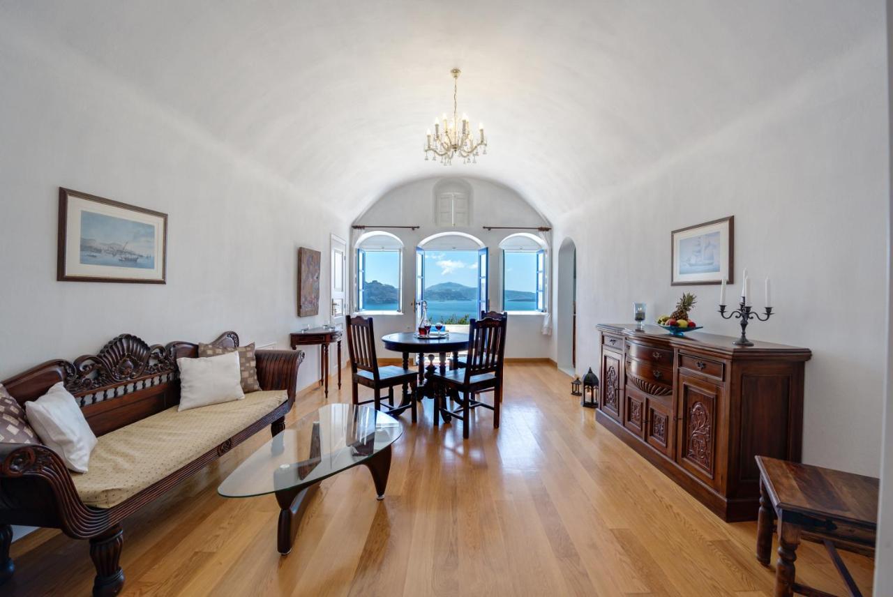 Chelidonia Luxury Suites Oia  Exterior photo
