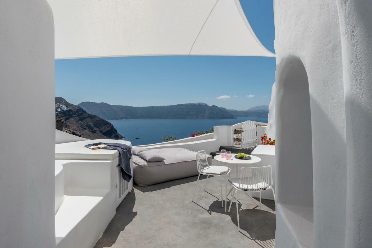 Chelidonia Luxury Suites Oia  Exterior photo