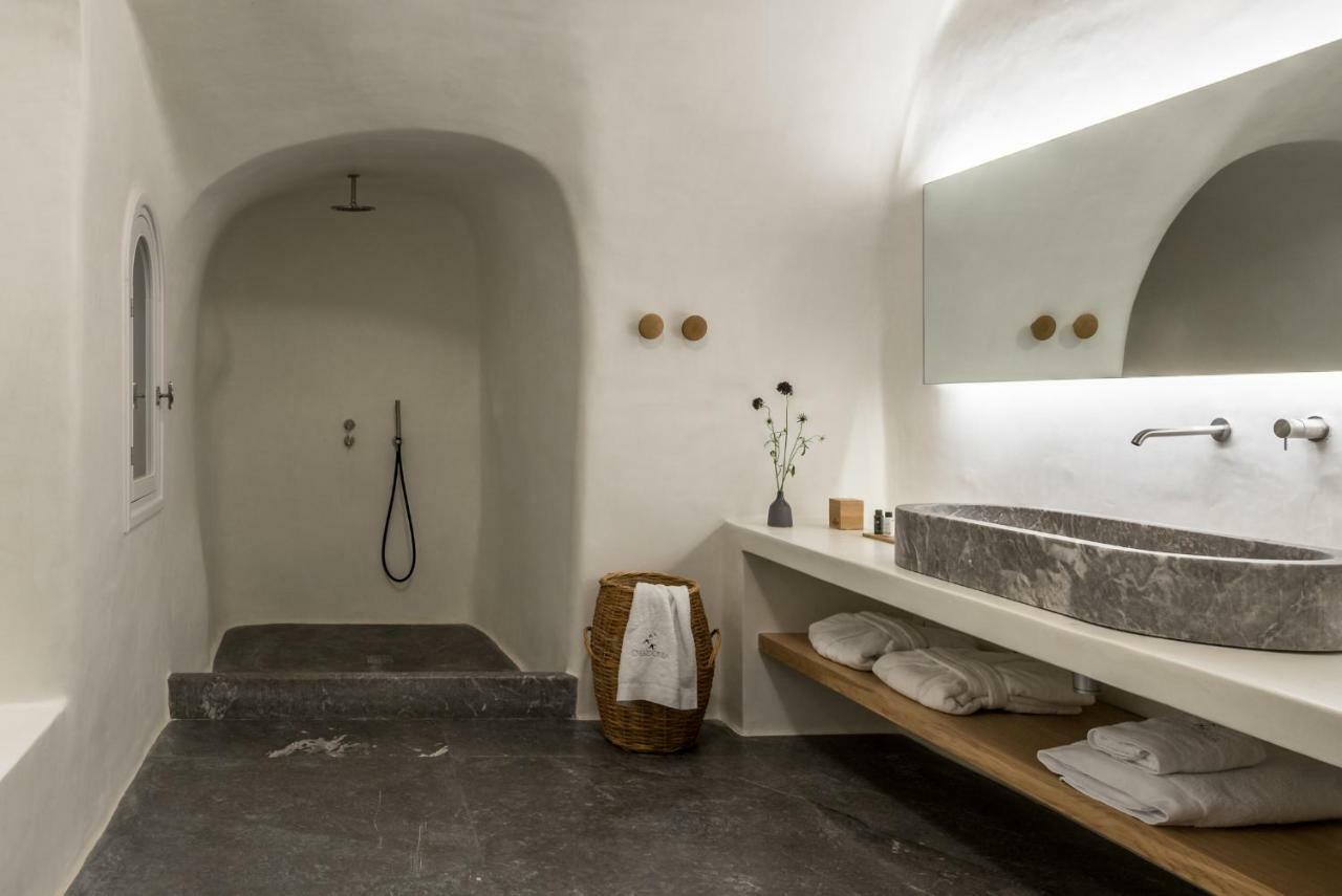 Chelidonia Luxury Suites Oia  Exterior photo